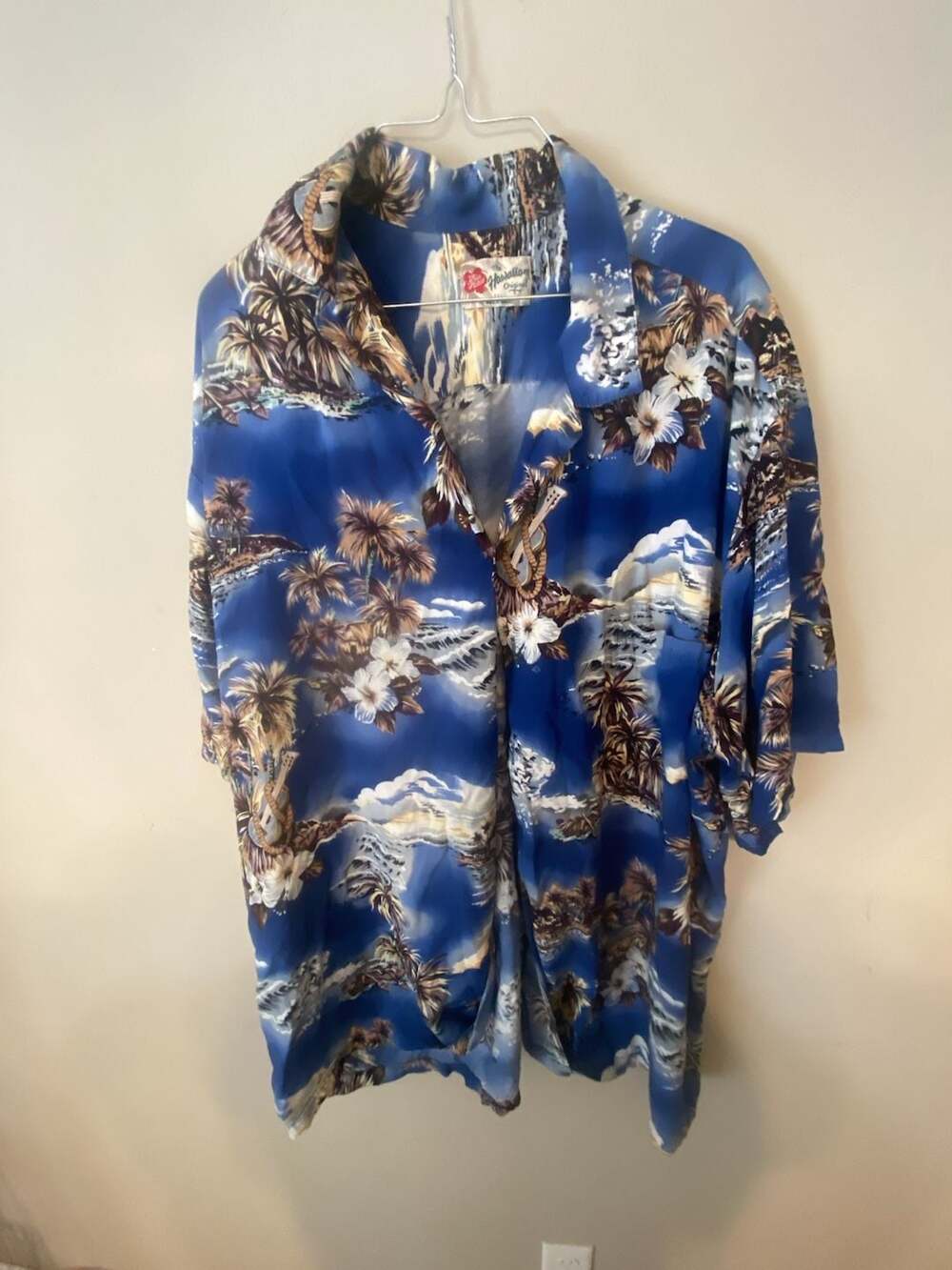 Hilo Hattie The Hawaiian Original Blue Tropical Palm and Guitar Print Shirt
